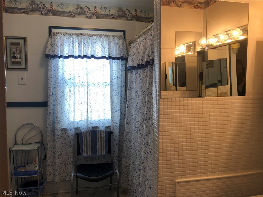 924 Nela View Road Cleveland Heights, OH 44112 - Photo 10 of 13