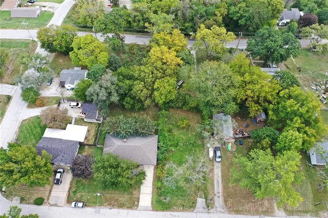 $15,000 | 405 South Vassar Avenue, Independence, MO 64054