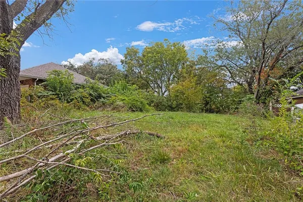 $15,000 | 405 South Vassar Avenue, Independence, MO 64054