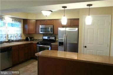 1107 Hamlin Road Waldorf, MD 20602 - Photo 2 of 4 Kitchen