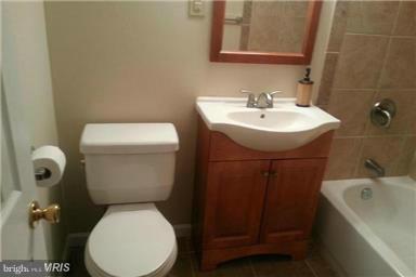 1107 Hamlin Road Waldorf, MD 20602 - Photo 3 of 4 Bath