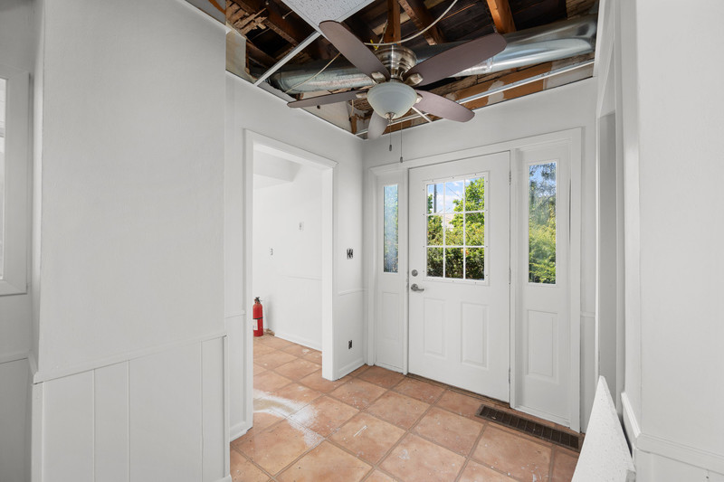 2416 7th Street Moline, IL 61265 - Photo 11 of 27 a view of entryway