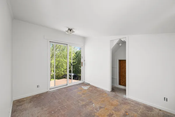 $94,000 | 2416 7th Street, Moline, IL 61265