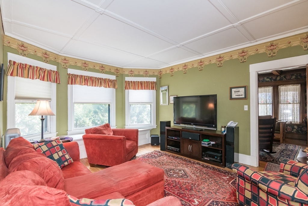 26-28 Cherryvale Avenue Springfield, MA 01108 - Photo 13 of 42