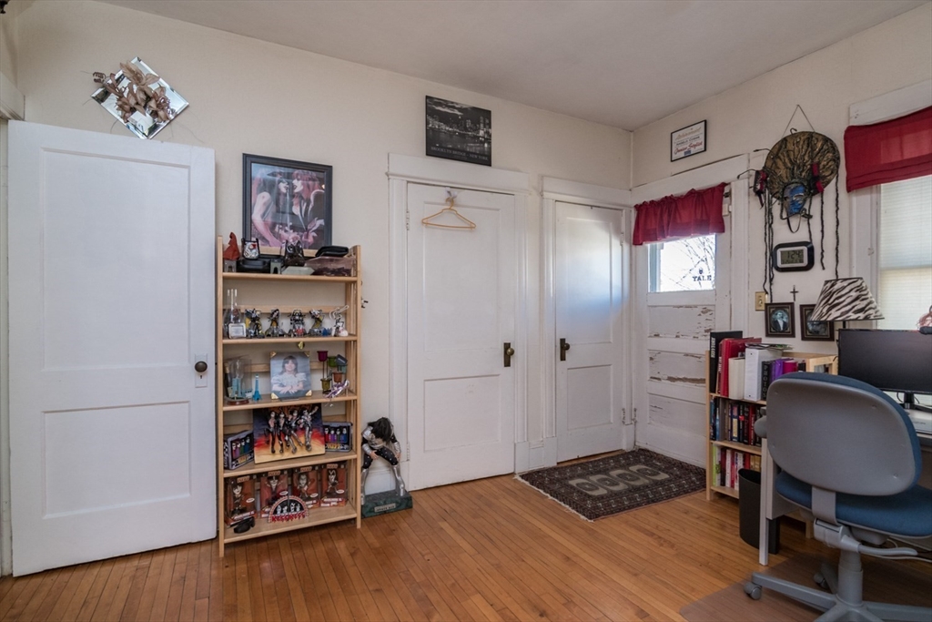 26-28 Cherryvale Avenue Springfield, MA 01108 - Photo 23 of 42