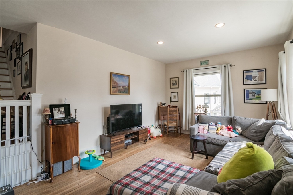 26-28 Cherryvale Avenue Springfield, MA 01108 - Photo 24 of 42