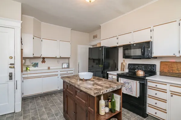$489,900 | 26-28 Cherryvale Avenue, Springfield, MA 01108