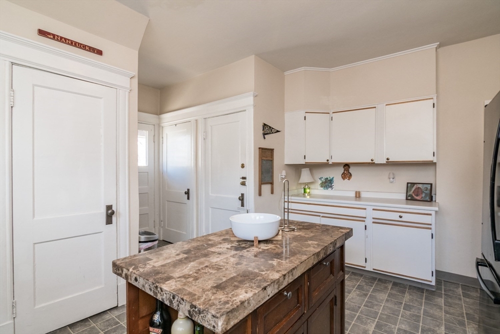 26-28 Cherryvale Avenue Springfield, MA 01108 - Photo 32 of 42