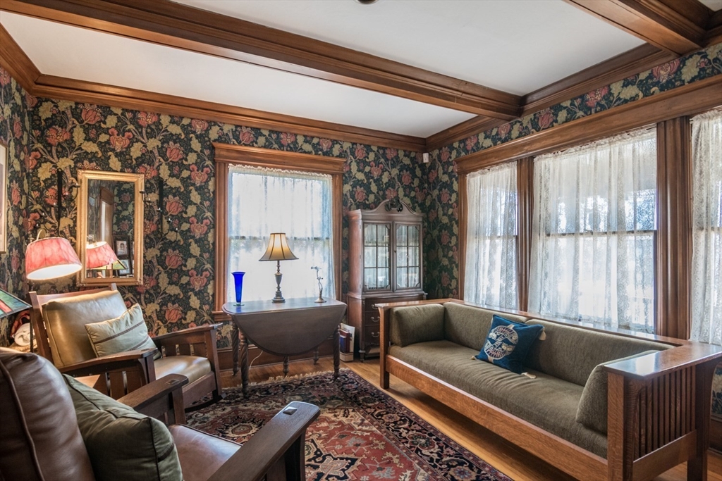 26-28 Cherryvale Avenue Springfield, MA 01108 - Photo 4 of 42