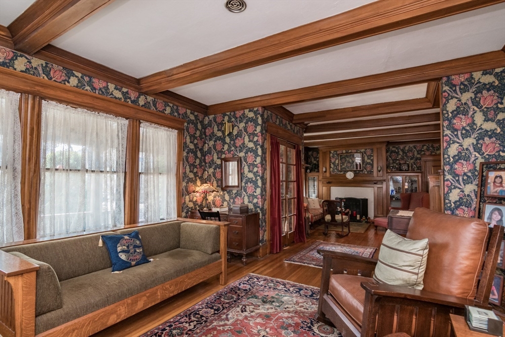 26-28 Cherryvale Avenue Springfield, MA 01108 - Photo 6 of 42