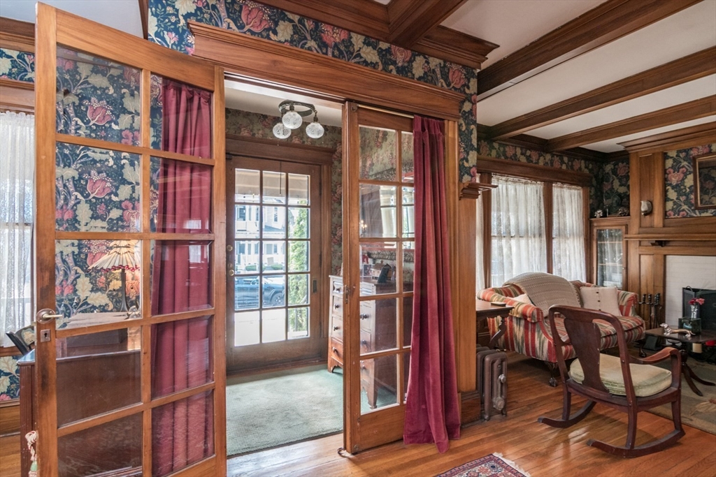 26-28 Cherryvale Avenue Springfield, MA 01108 - Photo 7 of 42