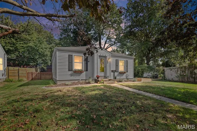 $172,500 | 214 Roosevelt Street, Lebanon, IL 62254