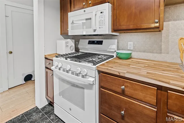 $172,500 | 214 Roosevelt Street, Lebanon, IL 62254