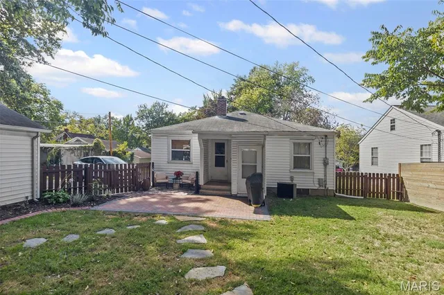 $172,500 | 214 Roosevelt Street, Lebanon, IL 62254