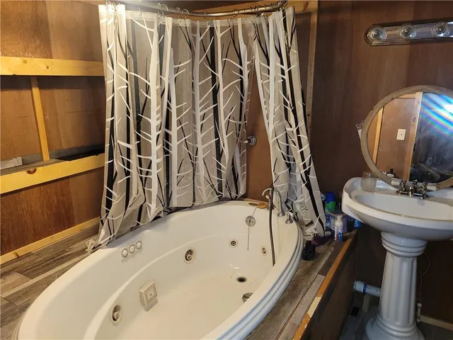 $109,900 | 662 East 600th Avenue, Pittsburg, KS 66762