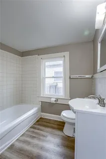 $152,100 | 301 Lawndale Avenue, Kansas City, MO 64123
