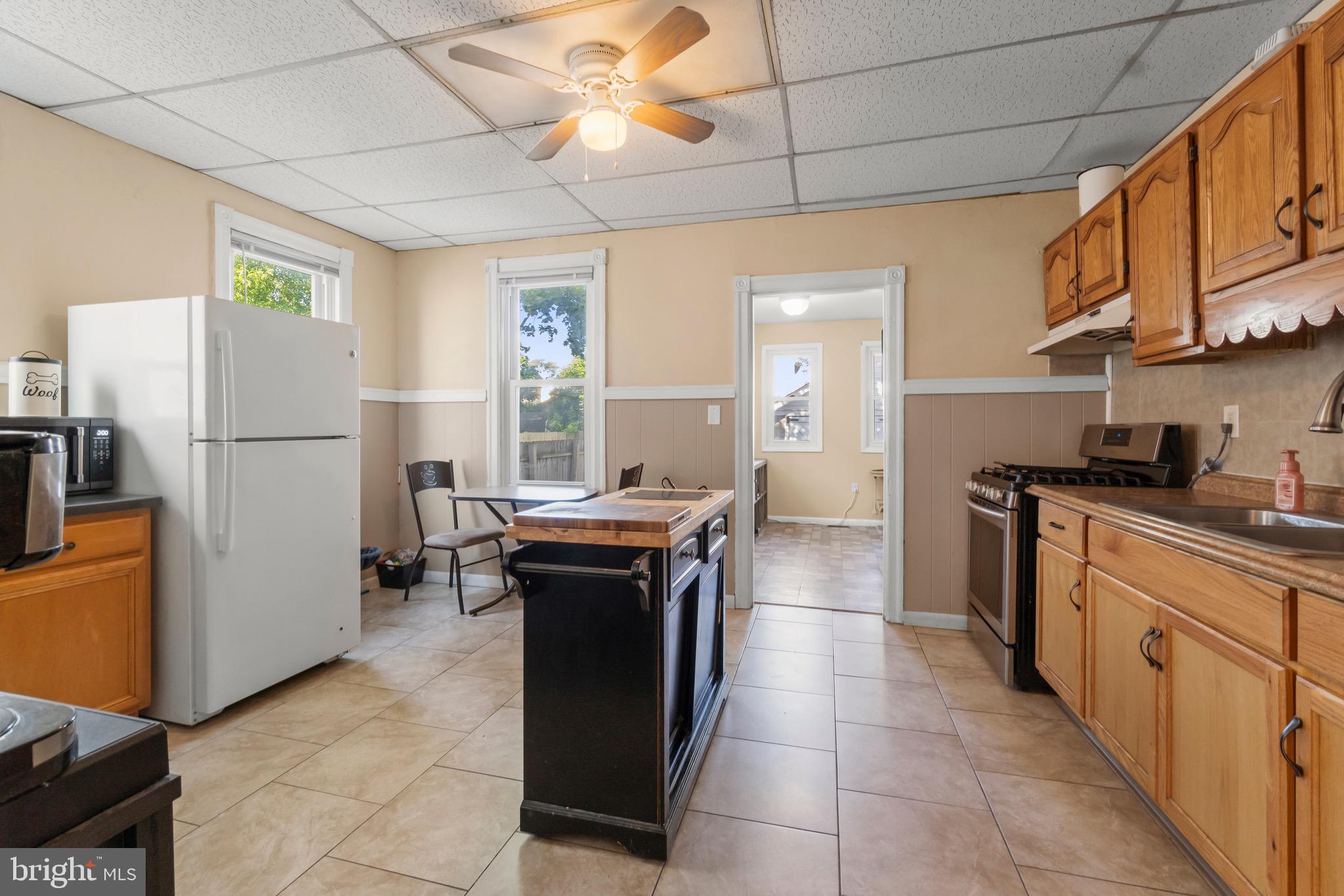 110 Delaware Avenue Delanco, NJ 08075 - Photo 10 of 31