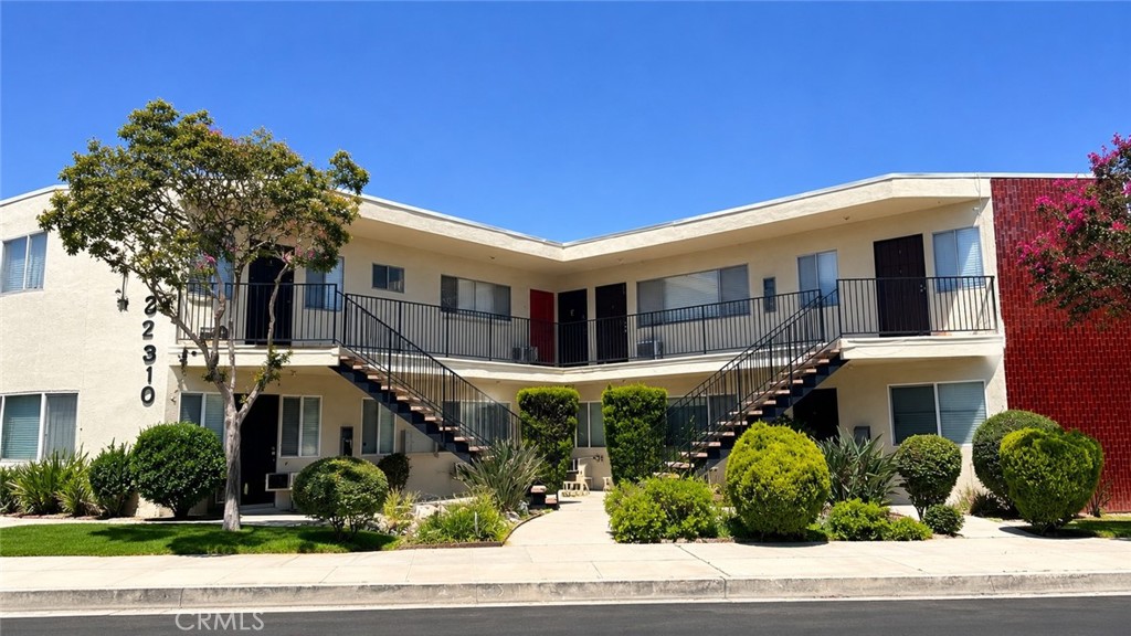 2310 Washington, Unit F Burbank, CA 91504 - Photo 1 of 27