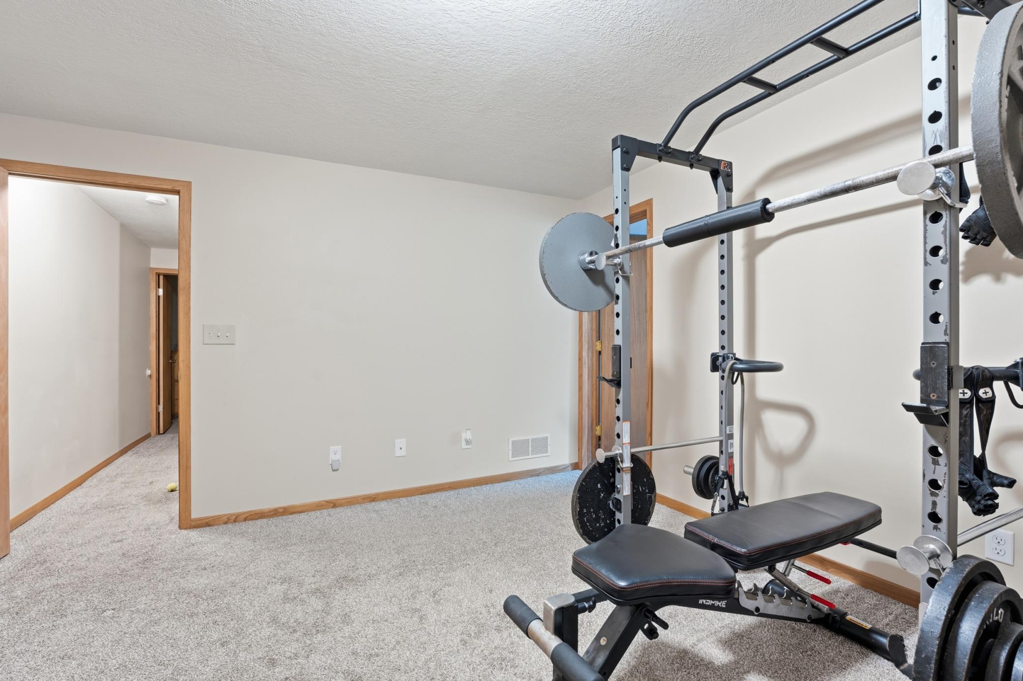 5512 44th Avenue Northwest Rochester, MN 55901 - Photo 33 of 43 Gallery Image 33
