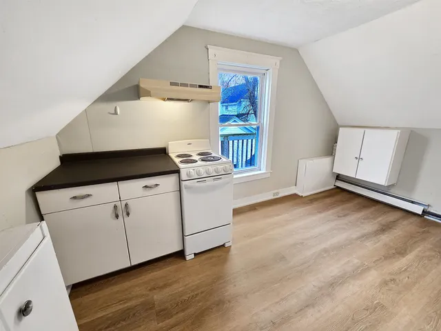 $424,500 | 52 Chestnut Avenue, Rutland, VT 05701