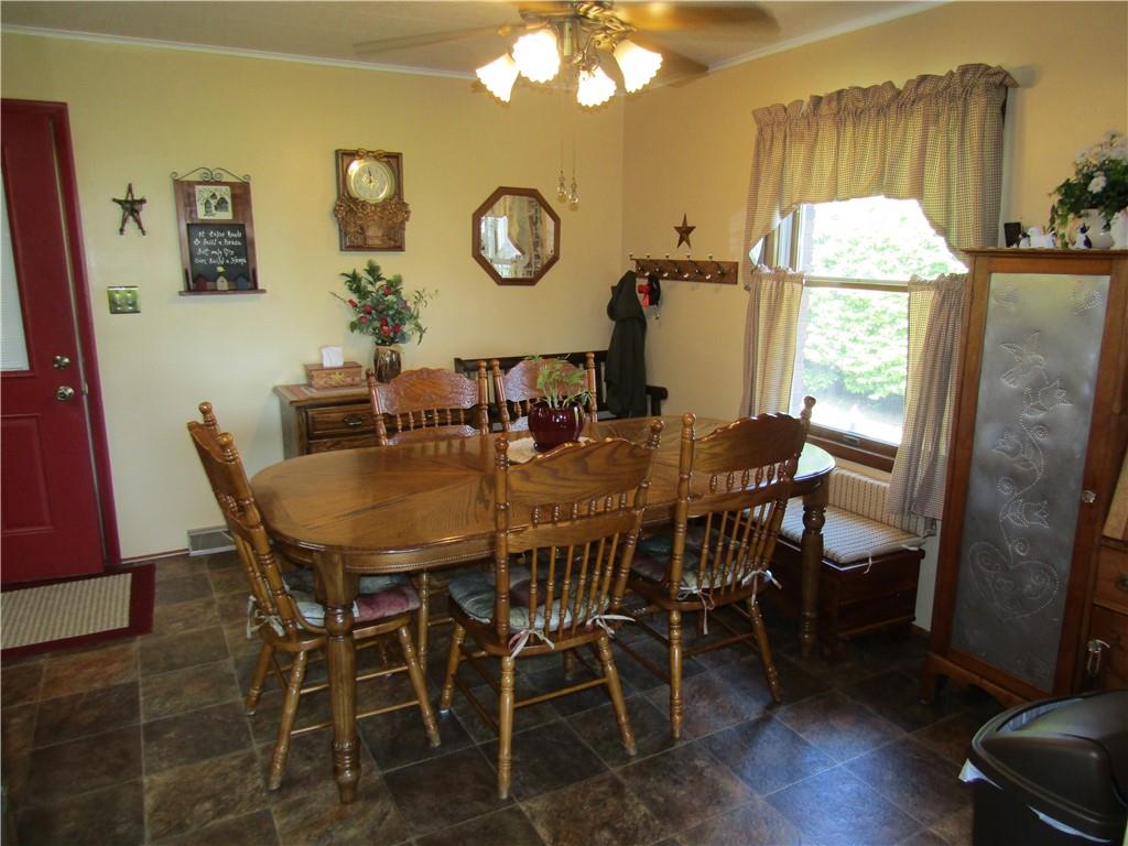 205 Johnetta Road Vandergrift, PA 15690 - Photo 7 of 25