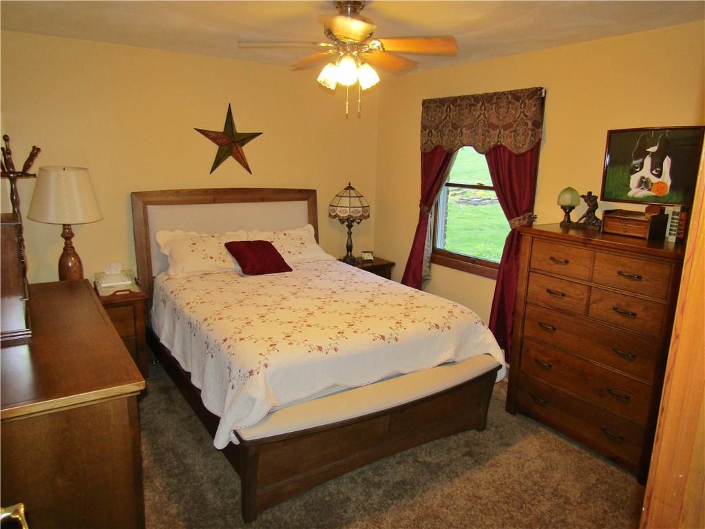205 Johnetta Road Vandergrift, PA 15690 - Photo 9 of 25