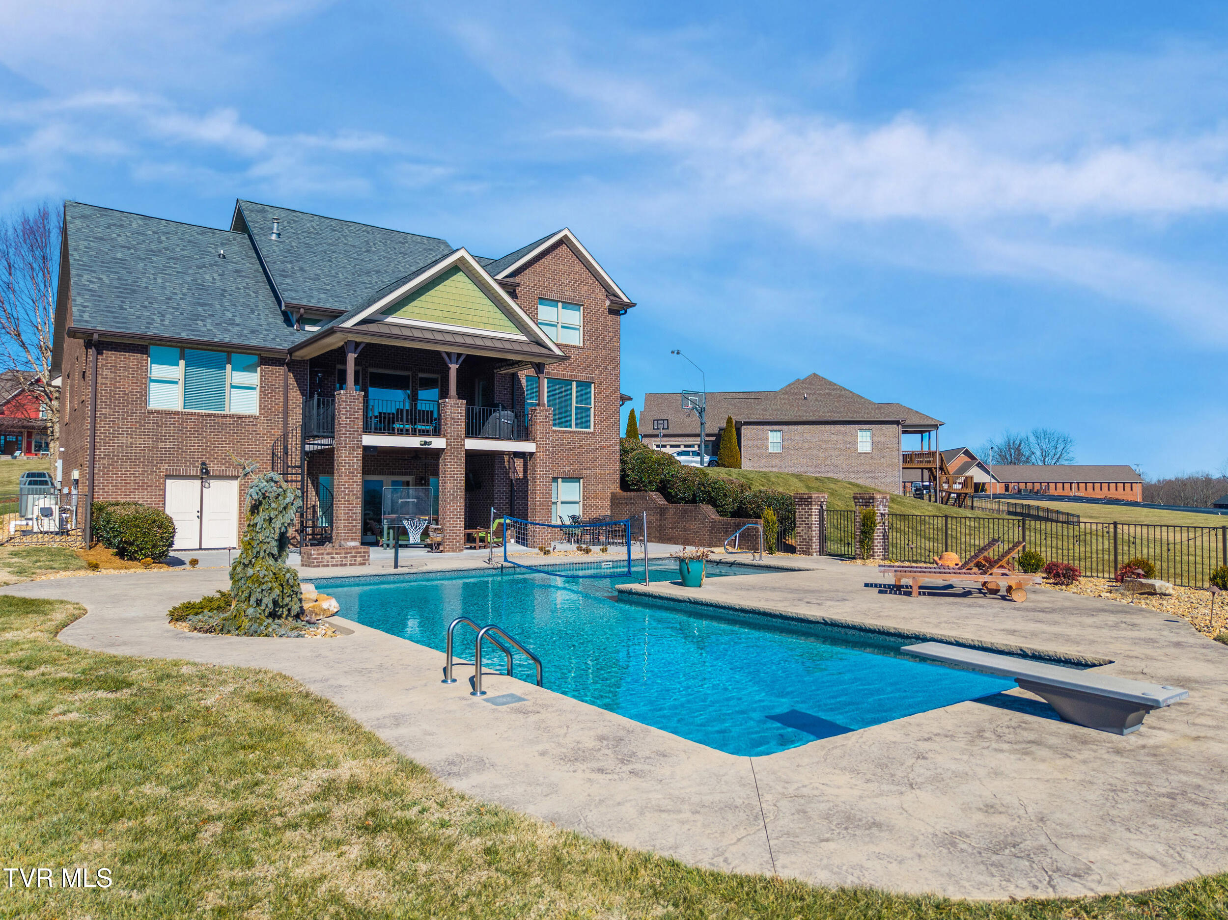 306 East Hawthorne Court Greeneville, TN 37745 - Photo 4 of 94 306_E_Hawthorne_Ct_0040