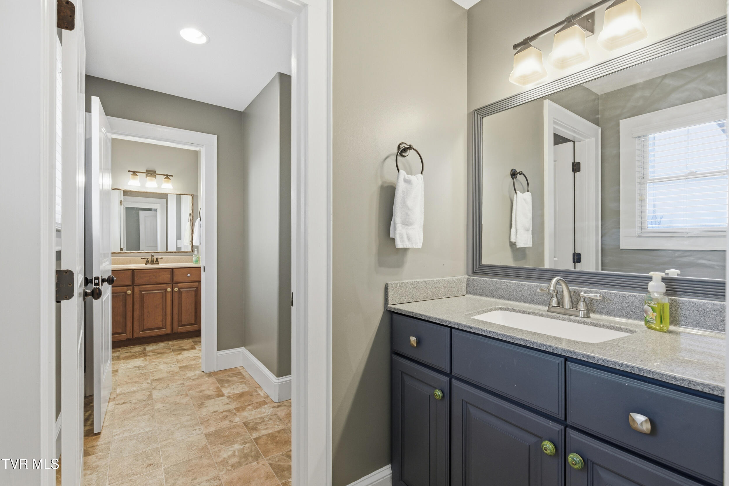 306 East Hawthorne Court Greeneville, TN 37745 - Photo 44 of 94 61_knox_view_media_306_e_hawthorne_ct_10