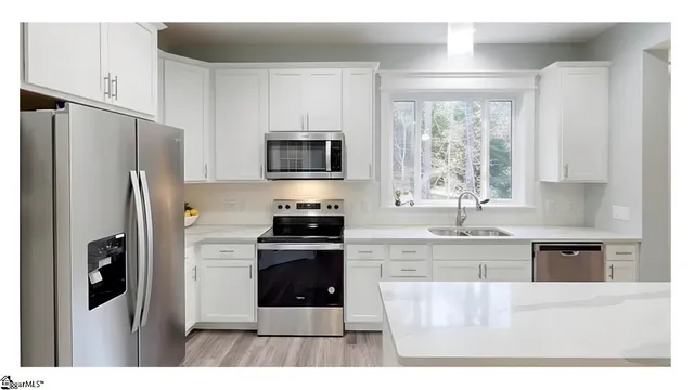 $850,000 | Watersedge Drive, Cross Hill, SC 29332