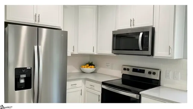 $850,000 | Watersedge Drive, Cross Hill, SC 29332