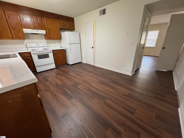 $126,500 | 21 Glen Burnie Street, Unit 3, Greenville, SC 29605