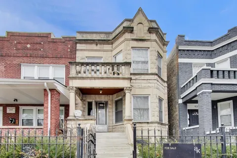 $419,000 | 4820 West Washington Boulevard, Chicago, IL 60644