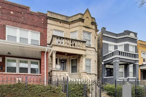$419,000 | 4820 West Washington Boulevard, Chicago, IL 60644