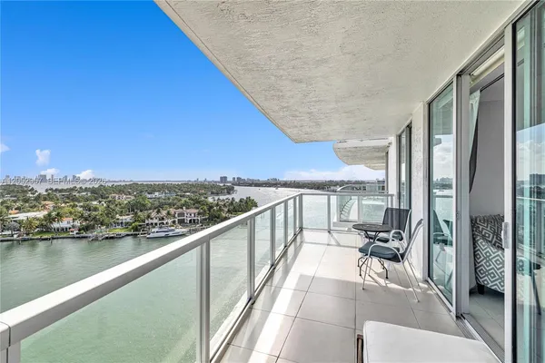 $4,950 | 6700 Indian Creek Drive, Unit 1205, Miami Beach, FL 33141