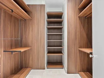 a view of walk in closet