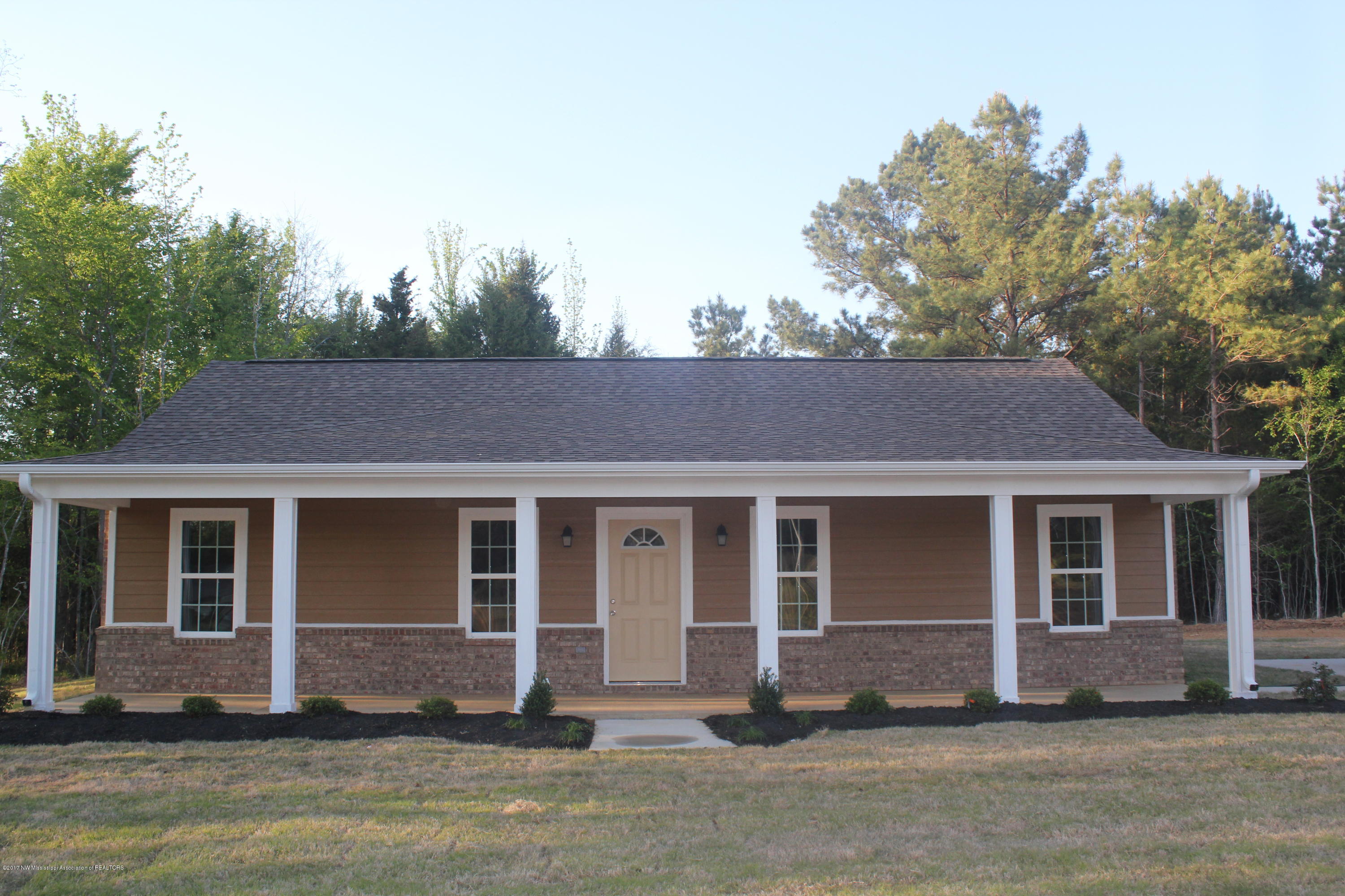 3984 Hernando Road Holly Springs, MS 38635 - Photo 15 of 32 002