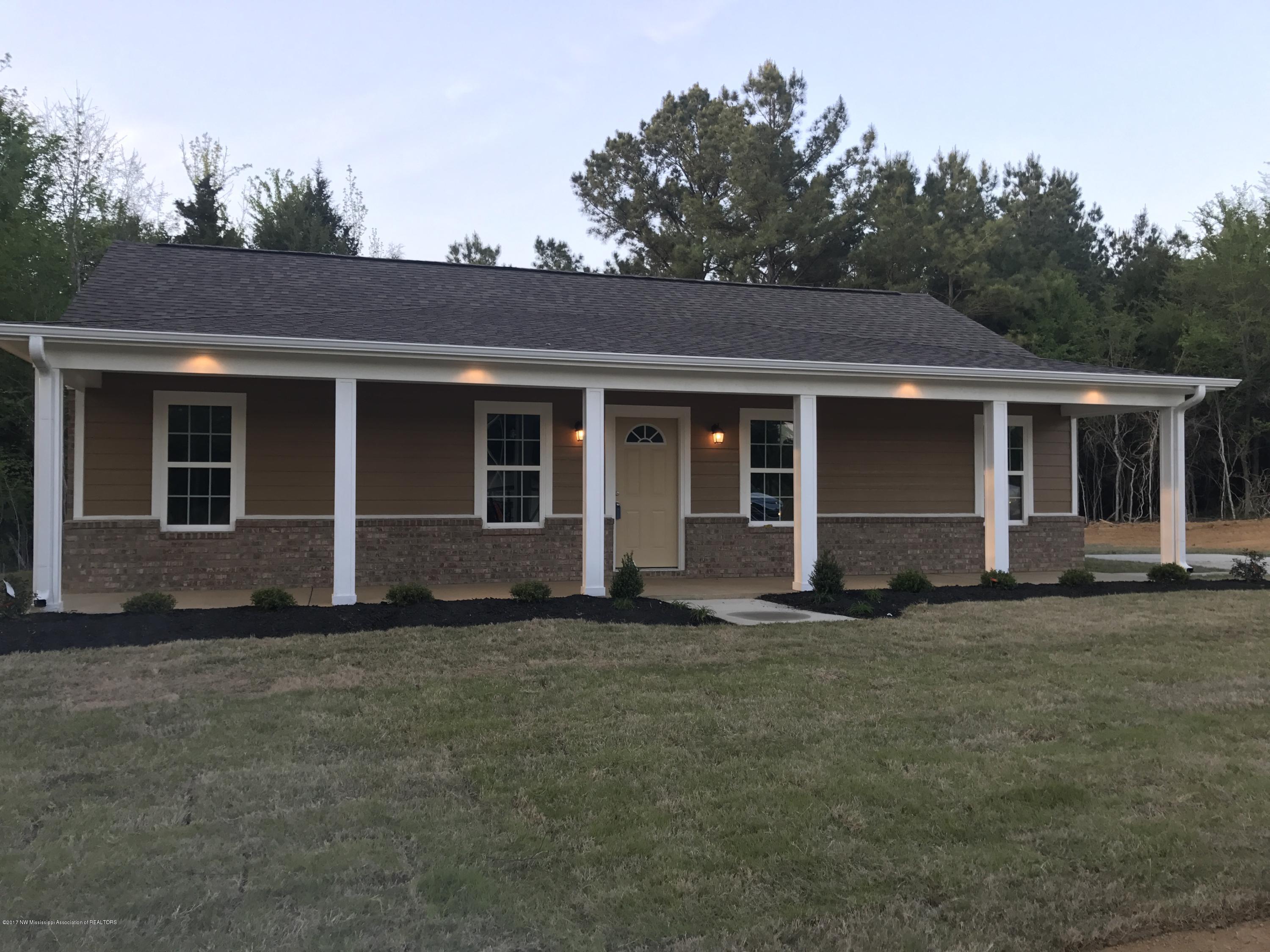 3984 Hernando Road Holly Springs, MS 38635 - Photo 2 of 32 IMG_2723