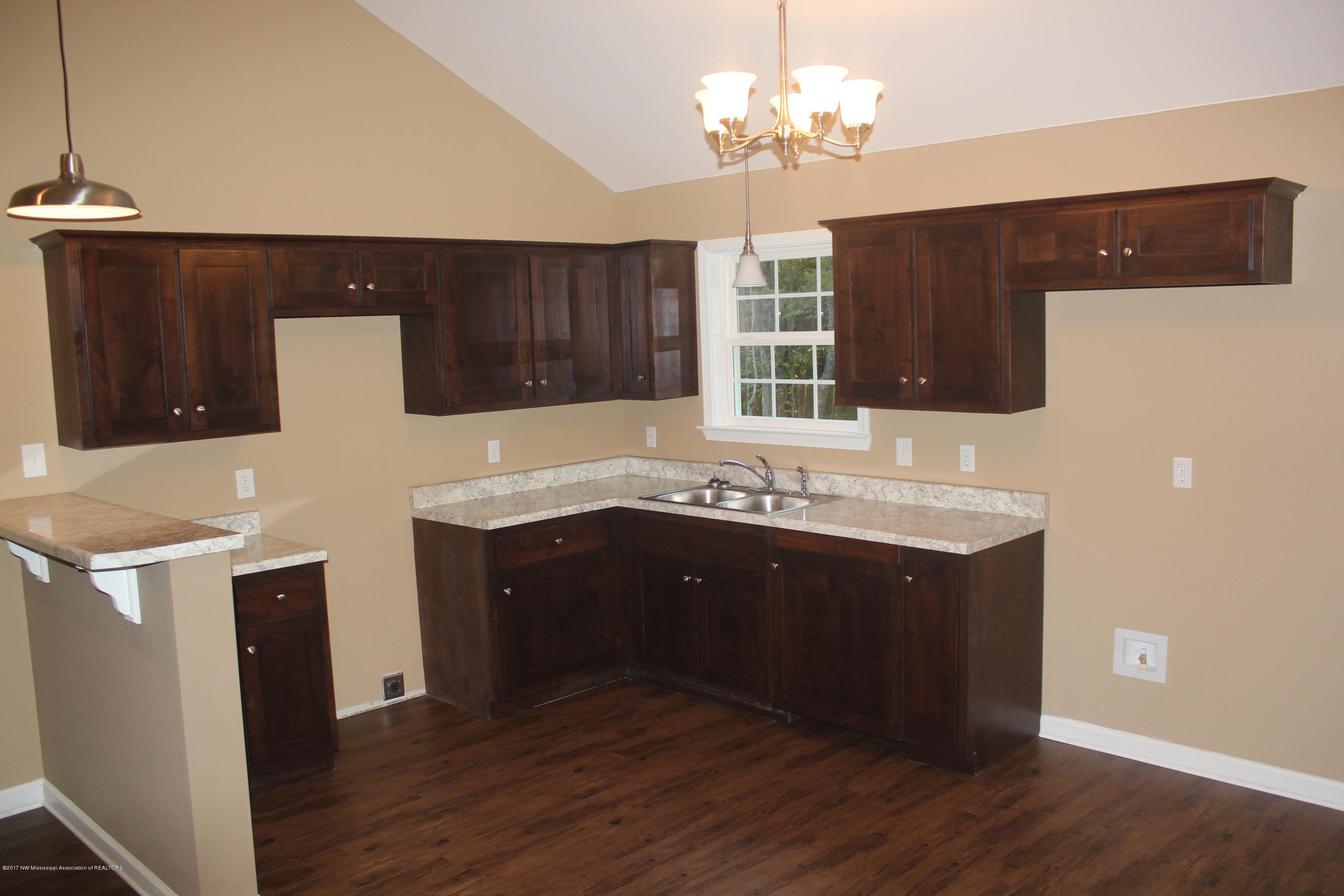 3984 Hernando Road Holly Springs, MS 38635 - Photo 23 of 32 016