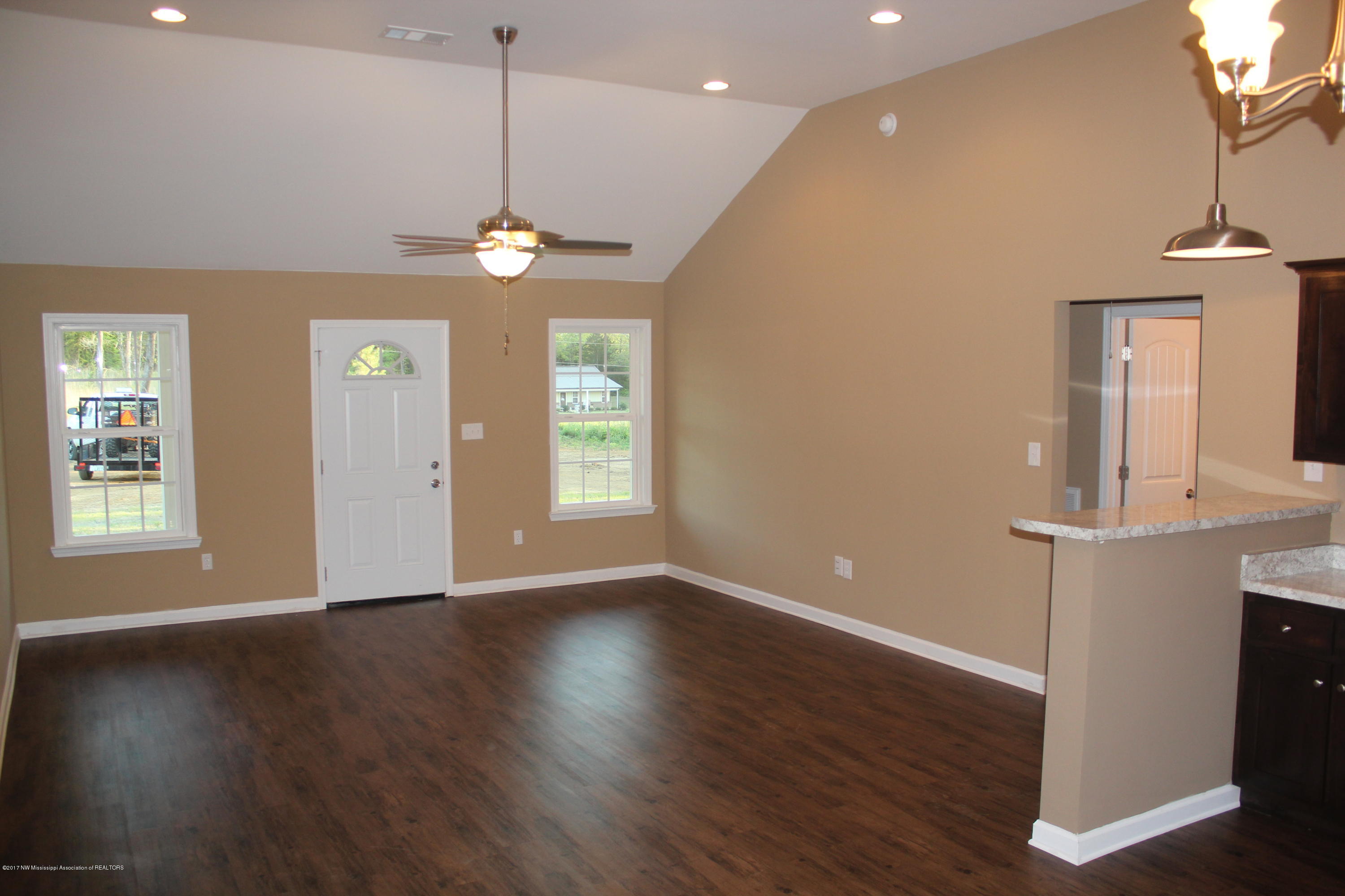 3984 Hernando Road Holly Springs, MS 38635 - Photo 24 of 32 017