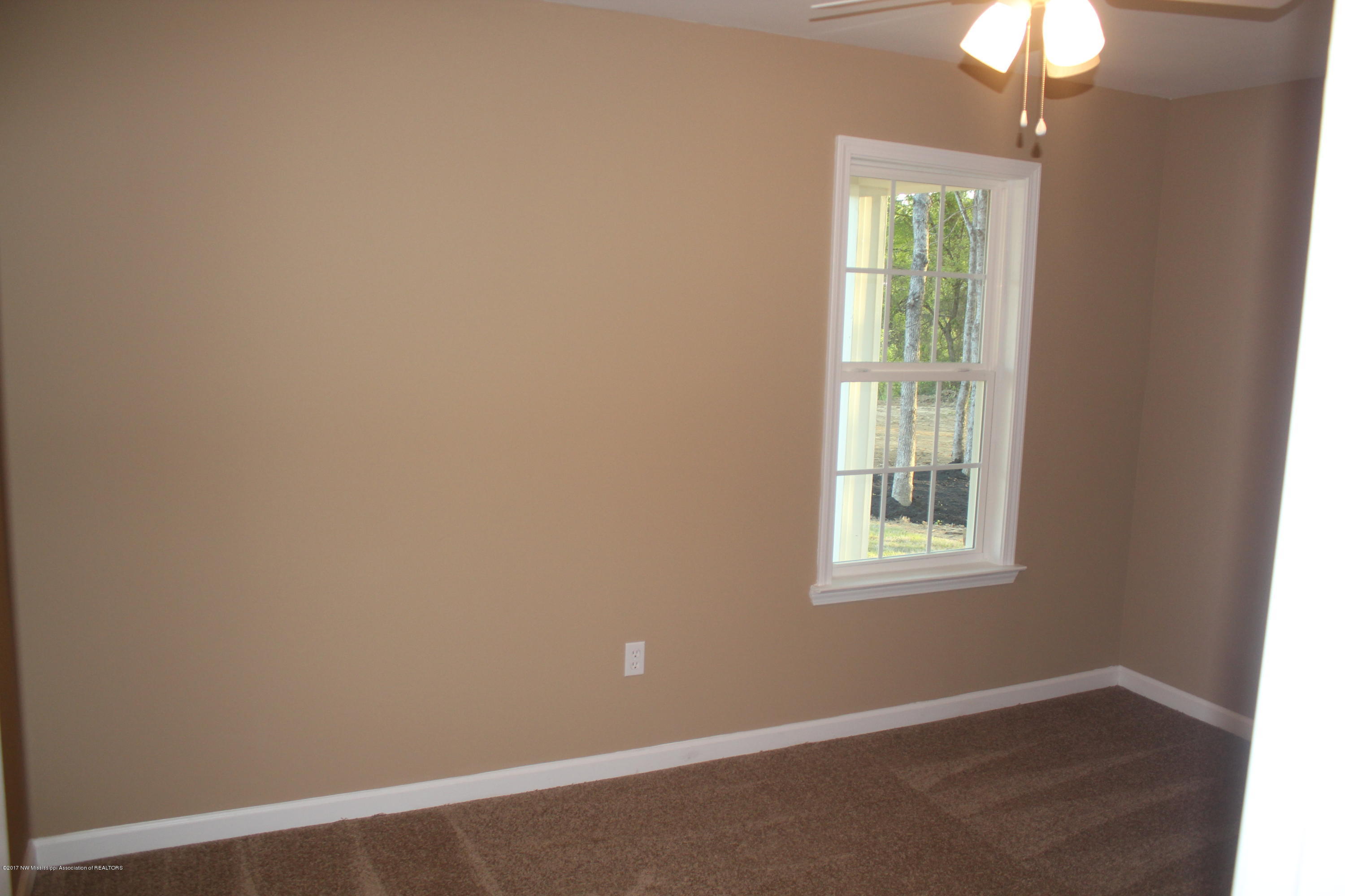 3984 Hernando Road Holly Springs, MS 38635 - Photo 25 of 32 019