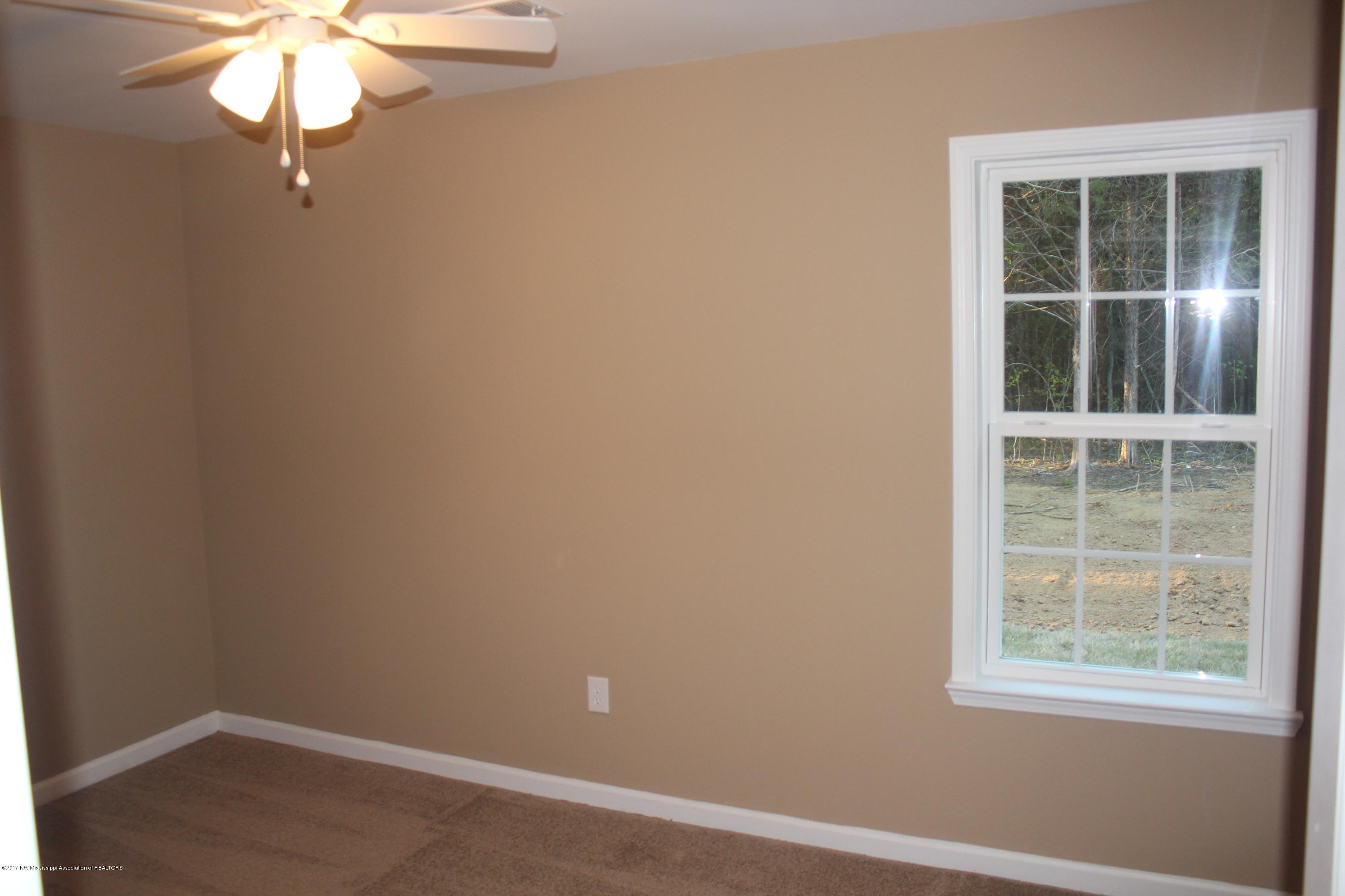 3984 Hernando Road Holly Springs, MS 38635 - Photo 27 of 32 021