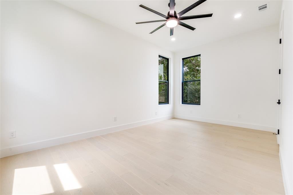 4218 Bonham Street Dallas, TX 75229 - Photo 25 of 34