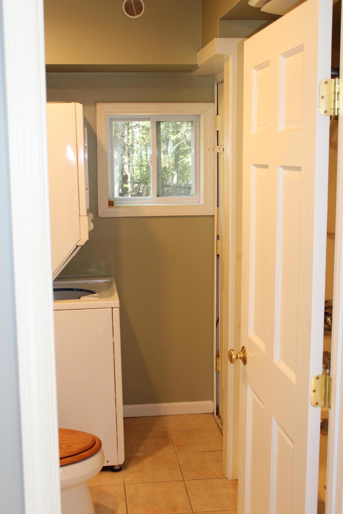 726 North Penobscot Road Penobscot, ME 04476 - Photo 12 of 42 IMG_2222
