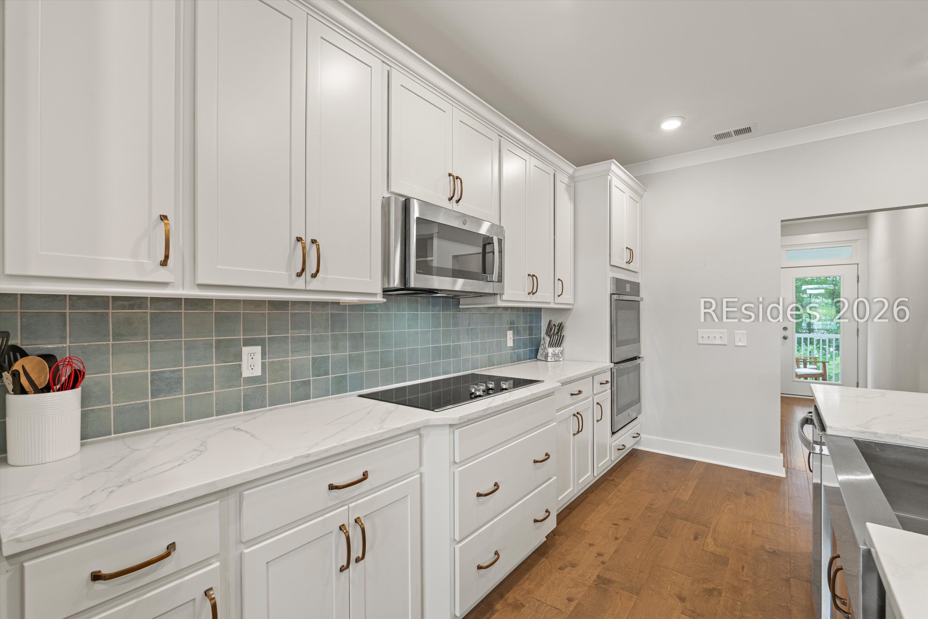 318 Forest Trace Bluffton, SC 29910 - Photo 14 of 59 Gorgeous Backsplash