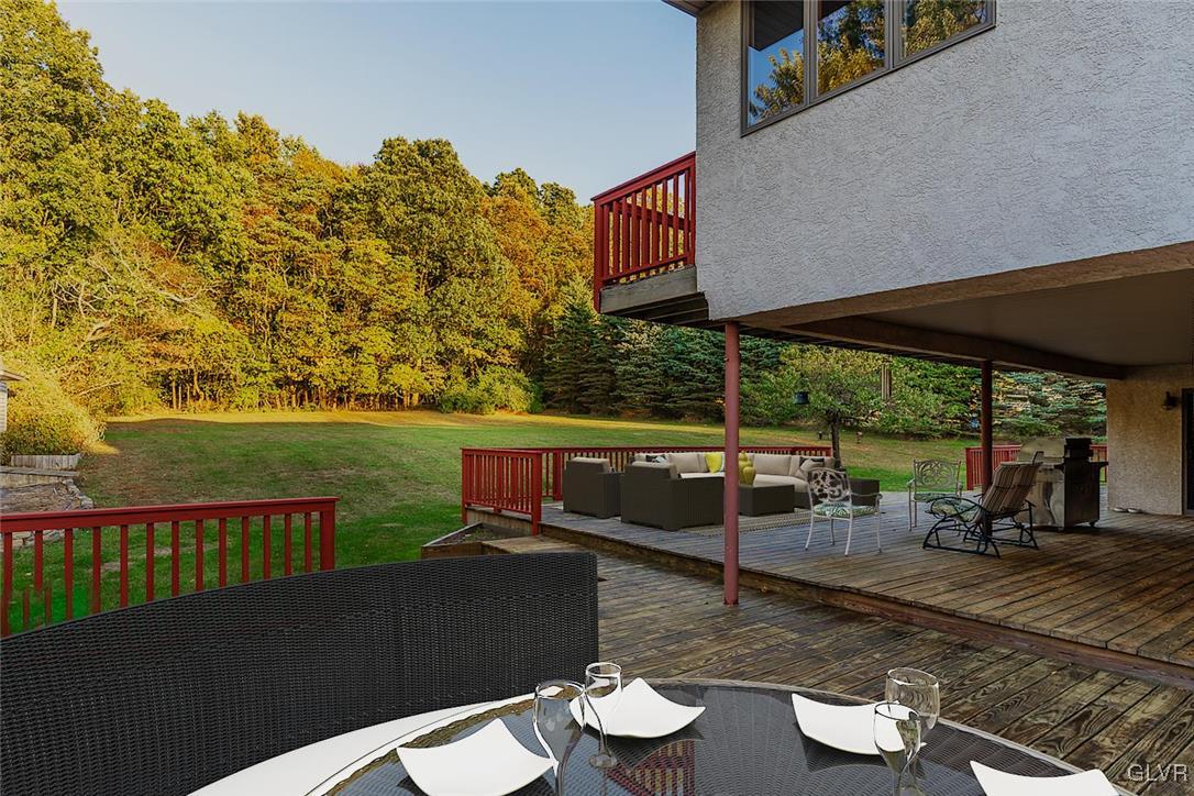 5275 Chestnut Hill Road Center Valley, PA 18034 - Photo 28 of 34 Some furniture is virtually staging