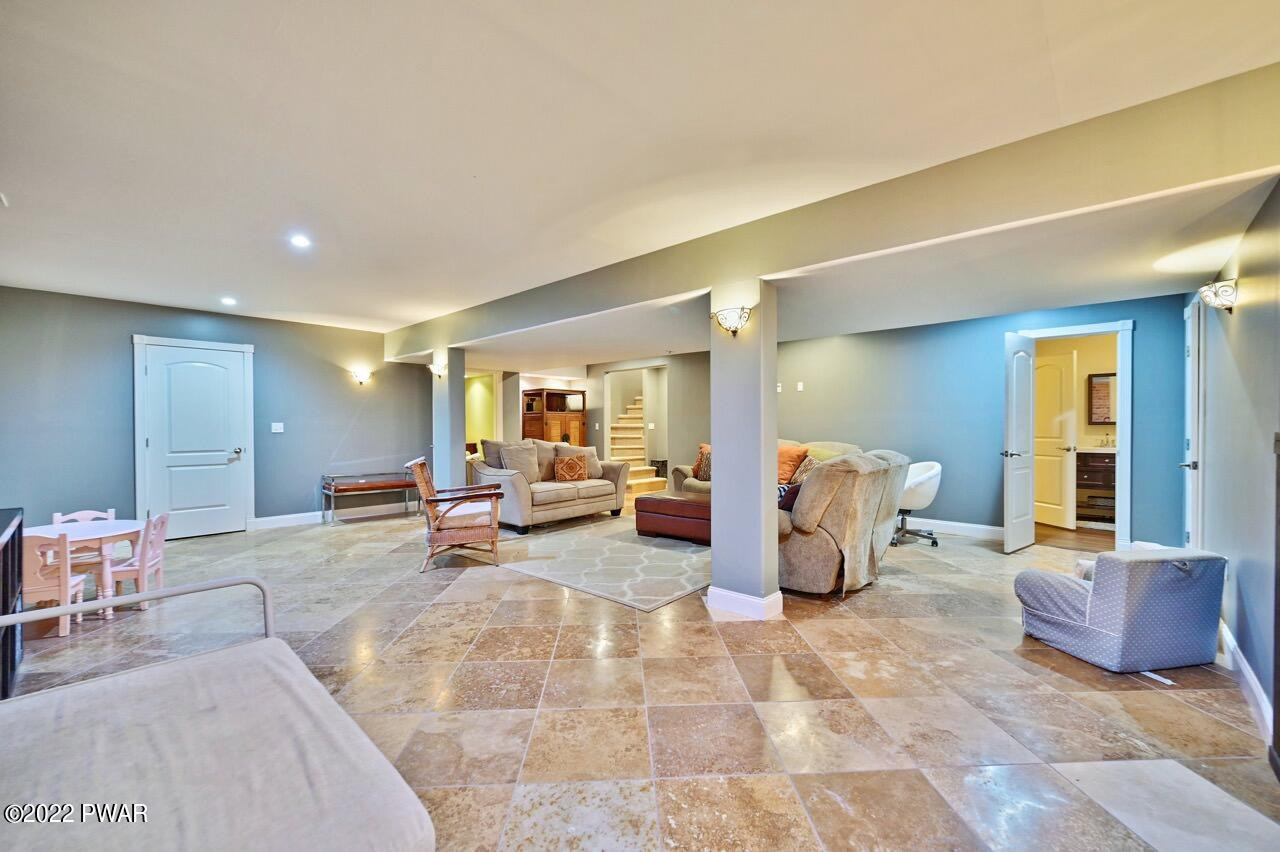 113 Norfolk Way Scranton, PA 18504 - Photo 36 of 52
