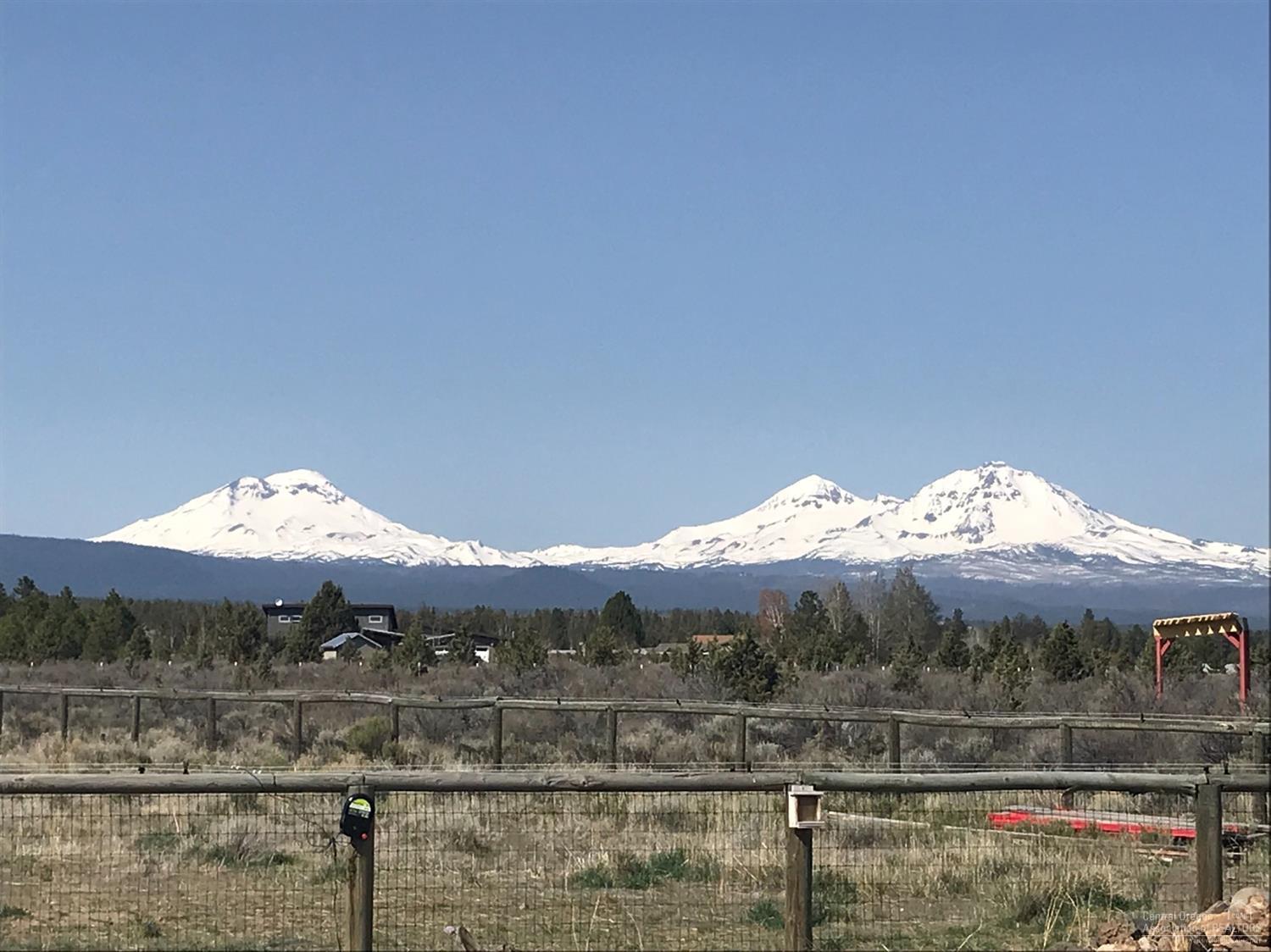66961 Lance Road Bend, OR 97703 - Photo 1 of 20 Primary Photo