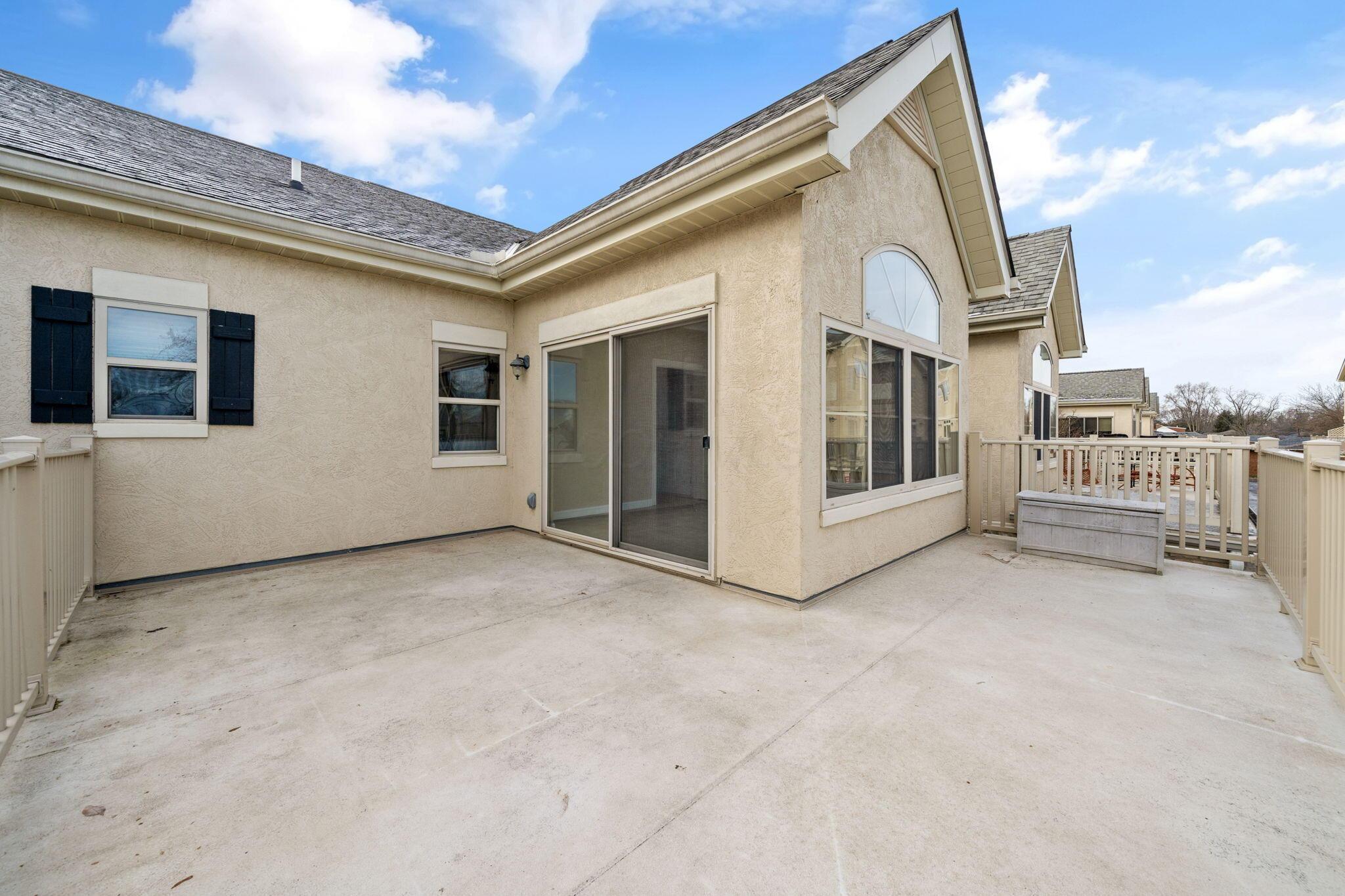 1744 Ridgecliff Road, Unit 12 Columbus, OH 43221 - Photo 43 of 52 42-web-or-mls-DSC08144