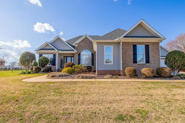 $425,000 | 309 Saddlers Run, Chesnee, SC 29323