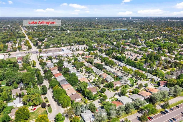 $3,500 | 1704 North Drury Lane, Arlington Heights, IL 60004